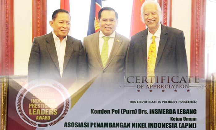 Insmerda Lebang Kembali Raih Penghargaan Pemimpin Profesional dan Tokoh Inovatif Terbaik 2020
