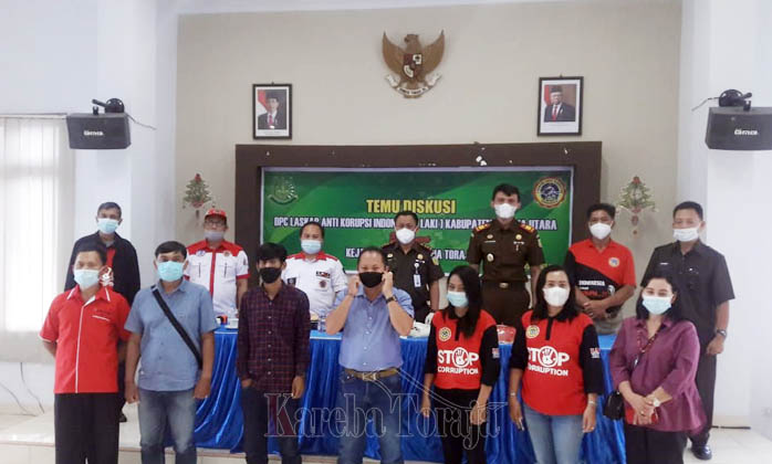 Selain Korupsi, Kajari Tana Toraja Ajak Masyarakat dan LSM Awasi Perilaku Penegak Hukum