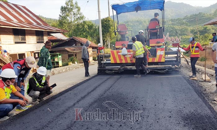 Plt Gubernur Sulsel Lanjutkan Pembangunan Jalan Ruas Passobo-Matangli-Massupu di Tana Toraja, Anggarannya Rp 67,6 Miliar
