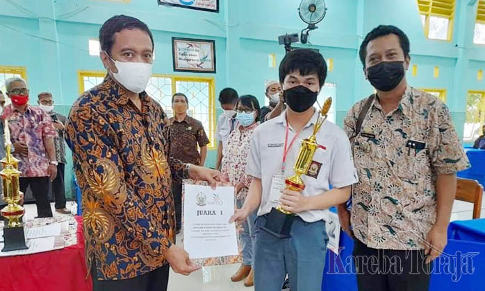 Juara Tingkat Provinsi, Siswa SMKN 1 Tana Toraja Akan Ikuti Lomba IT Networking Nasional