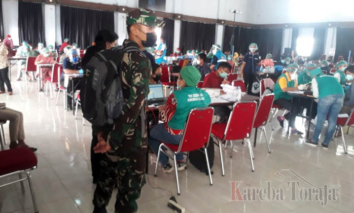 3.800 Warga Ikut Vaksinasi Covid-19 Massal yang Digelar Kodim 1414 Tana Toraja