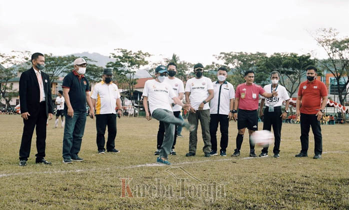 Tuan Rumah Pra Porprov Sepak Bola; Toraja Utara Kalah 2-1 di Pertandingan Perdana