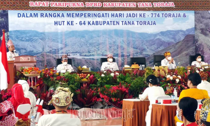 Pertama Dalam Sejarah, Hari Jadi Ke-774 dan HUT Ke-64 Kabupaten Tana Toraja Diperingati Melalui Sidang Paripurna DPRD