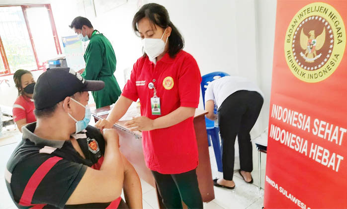 Dibantu 5.000 Dosis Vaksin, Bupati Toraja Utara Sebut Kepala BIN Sulsel Orang Baik