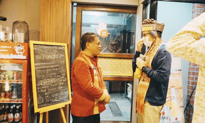 Bupati Toraja Utara Sambut Kedatangan Menteri Pariwisata di “Negeri di Atas Awan” Lolai