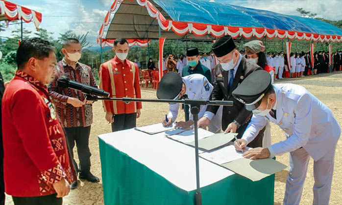Akhir Tahun, Bupati Toraja Utara Lantik 555 Pejabat