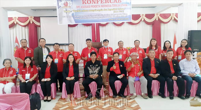Pdt. Anton Limbongan Pimpin Asosiasi Pendeta Indonesia (API) Toraja Utara
