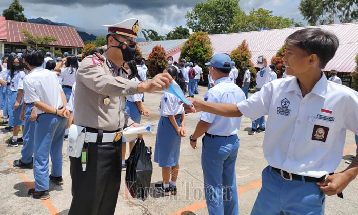 Cegah Balap Liar di Bulan Ramadhan, Sat Lantas Tana Toraja Kunjungi Sekolah