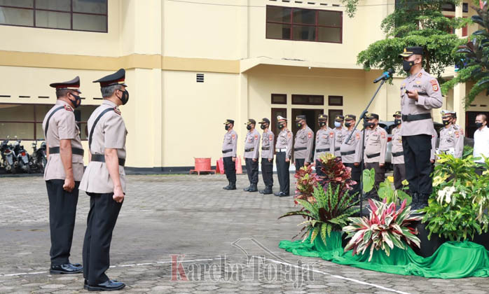 Jabatan Kasat Intelkam Polres Toraja Utara Berganti, Warga Harap Judi Sabung Ayam Jadi Perhatian Serius