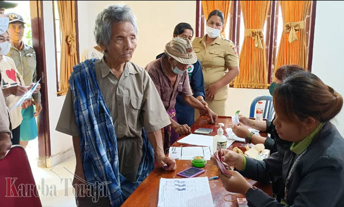 Pemerintah Lembang Palipu’ Kembali Salurkan BLT Dana Desa, Tiap KPM Terima Rp 1,8 juta
