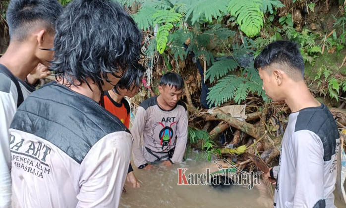 BREAKING NEWS: Remaja Putri yang Hilang Terseret Arus Sungai di Sangalla’ Selatan Ditemukan