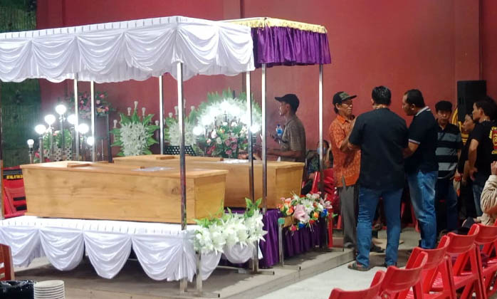 Tiba di Jayapura, Jenazah 2 Warga Toraja yang Dibunuh di Yahukimo, Didoakan