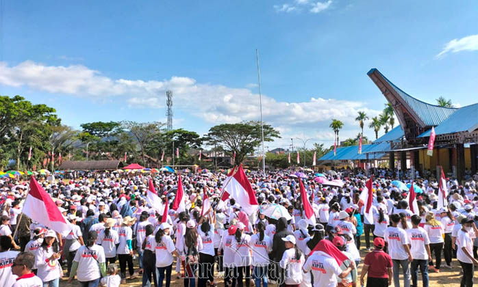 Ribuan Warga Hadiri Deklarasi Relawan “Kita Prabowo” di Toraja Utara