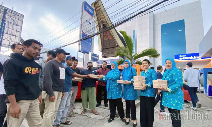 Peduli, BRI Cabang Rantepao Berbagi dengan Warga dan Panti Asuhan