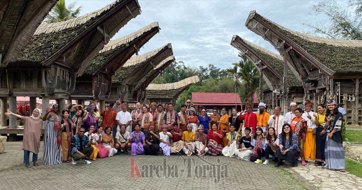 Perwakilan dari 5 Negara Hadiri Peringatan Hari Masyarakat Adat Sedunia di Ke’te Kesu’, Toraja Utara