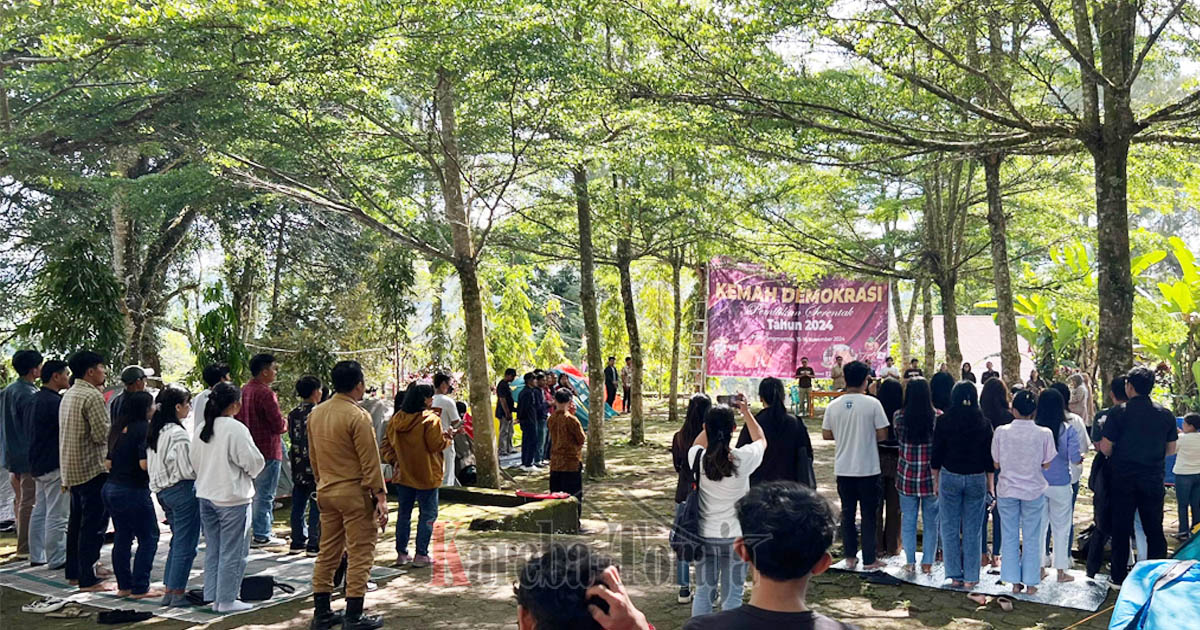 Lewat Kemah Demokrasi, KPU Toraja Utara Ajak Pemuda dan Pers Berpartisipasi Sukseskan Pilkada 2024
