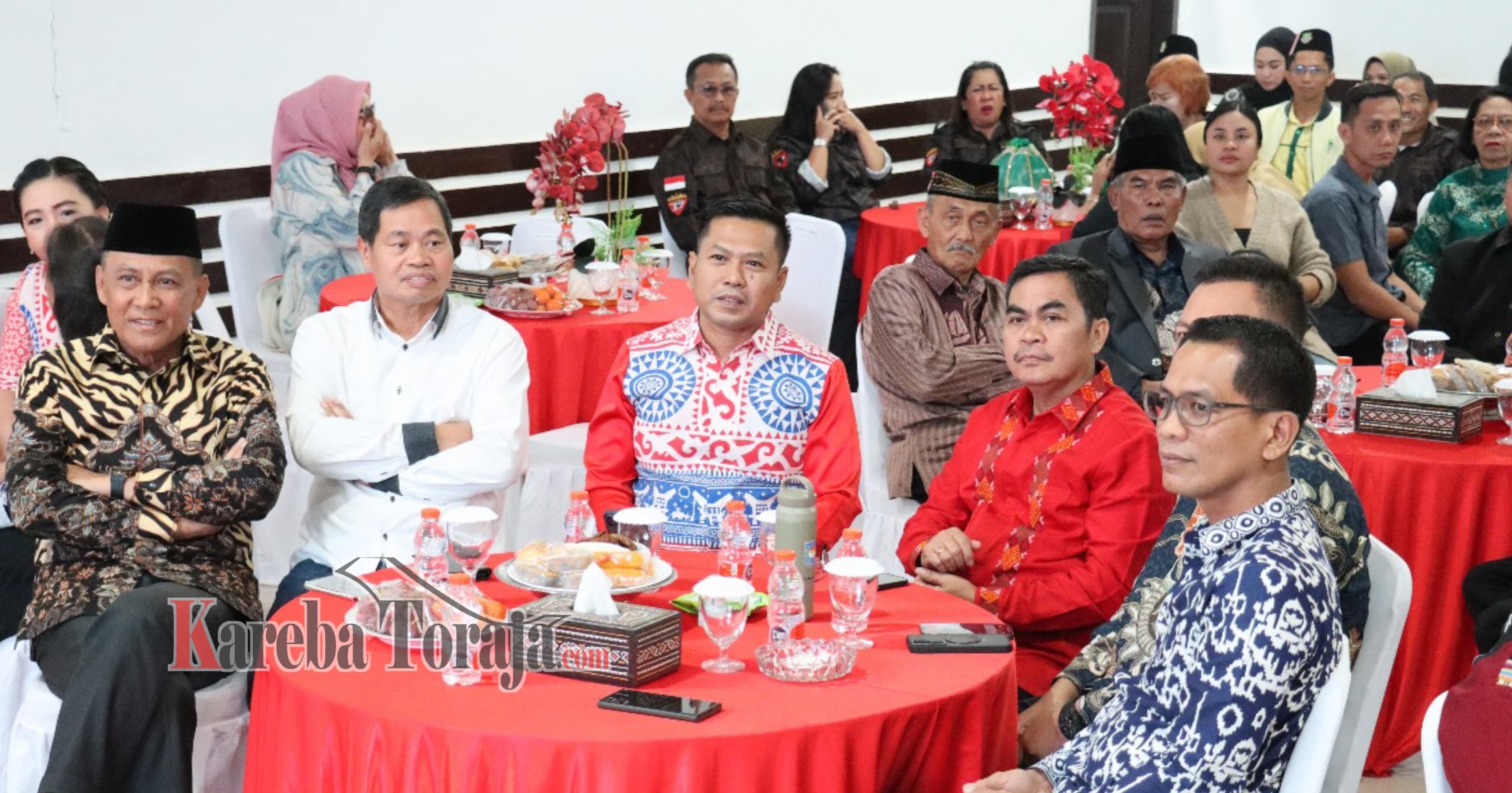 Kenal Pamit Kapolres Tana Toraja, Bupati Zadrak Apresiasi AKBP Malpa Malacoppo Sukses Jaga Kamtibmas