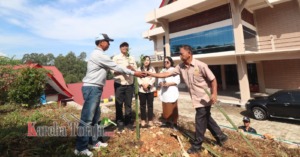 UKI Toraja Gelar Aksi Tanam Pohon Peringati Hari Bumi Sedunia, HUT Ke-78 Gereja Toraja Serta Wujudkan Program Hutan Kampus