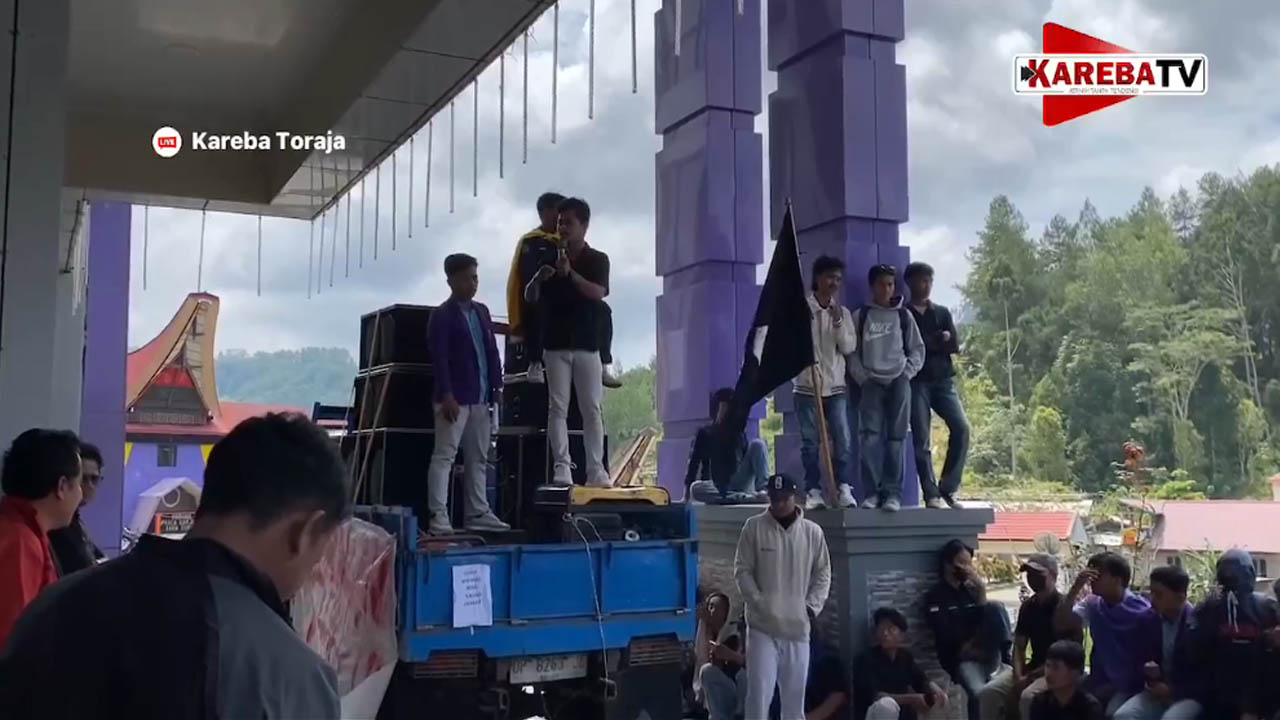 Gelar Unjuk Rasa, Mahasiswa IAKN Toraja Minta Aksi “Mogok Mengajar” Dosen Segera Dihentikan