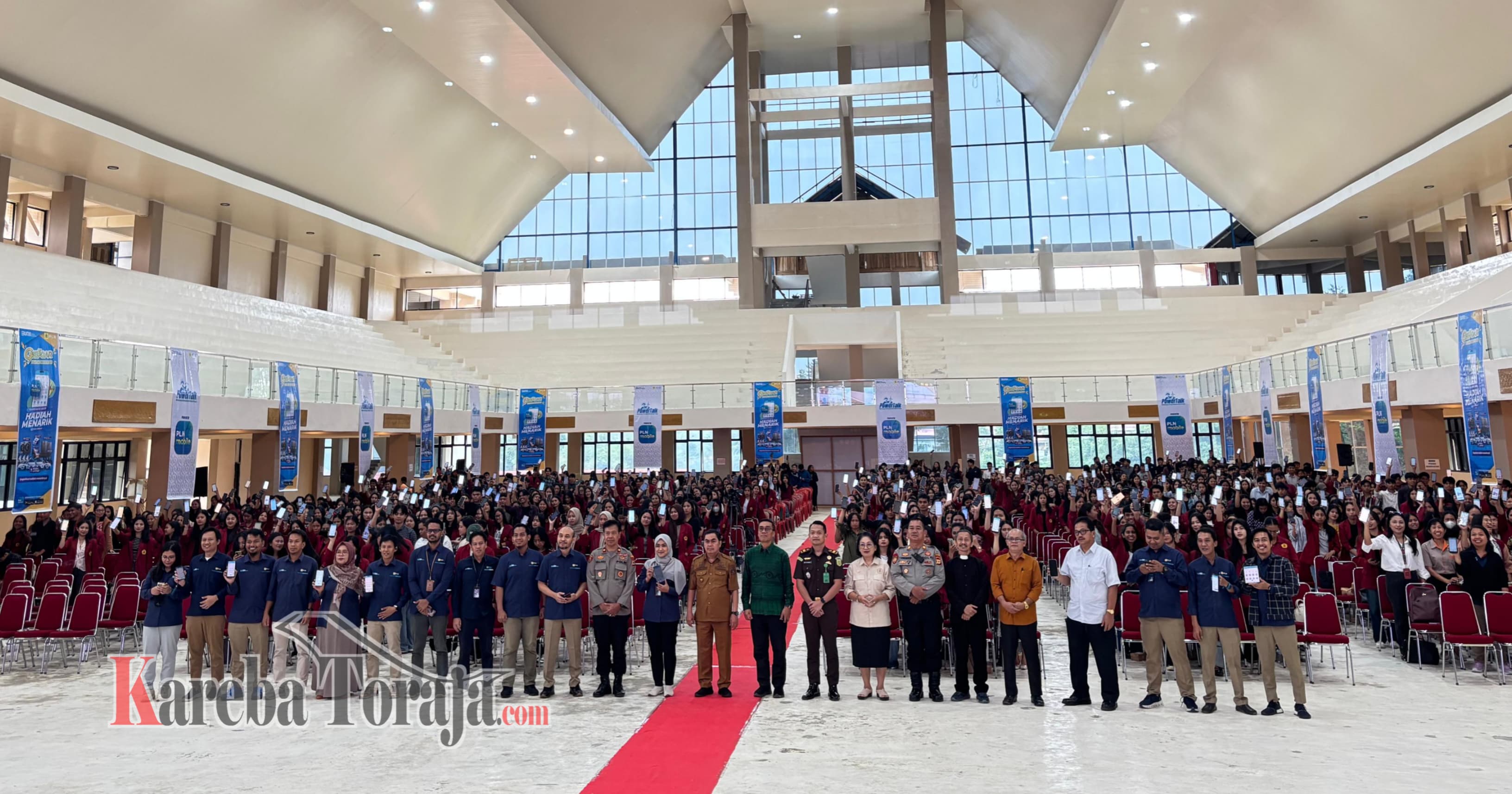 PLN UP3 Palopo dan UKI Toraja Gelar Seminar Kelistrikan “Membangun Energi Bersih di Bumi Toraja”