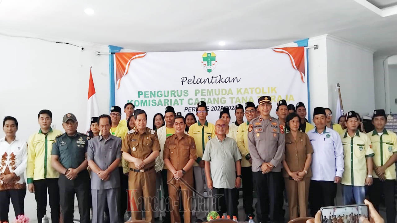 Bupati, Wakil Bupati, dan Ketua DPRD Hadiri Pelantikan Pengurus Pemuda Katolik Komcab Tana Toraja